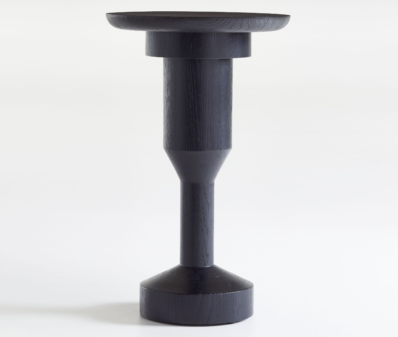 Statuer End Table
