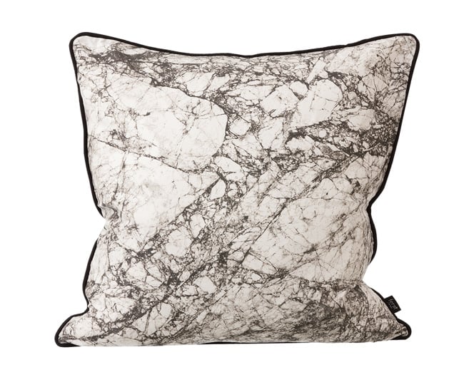 DL-f14-stuff-marble-pilloq