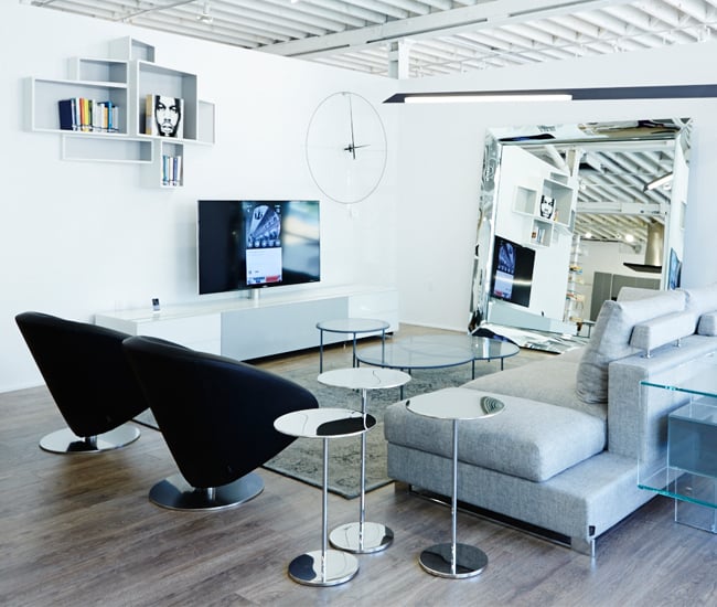 DL-W14-ShopHere-Suite22-9