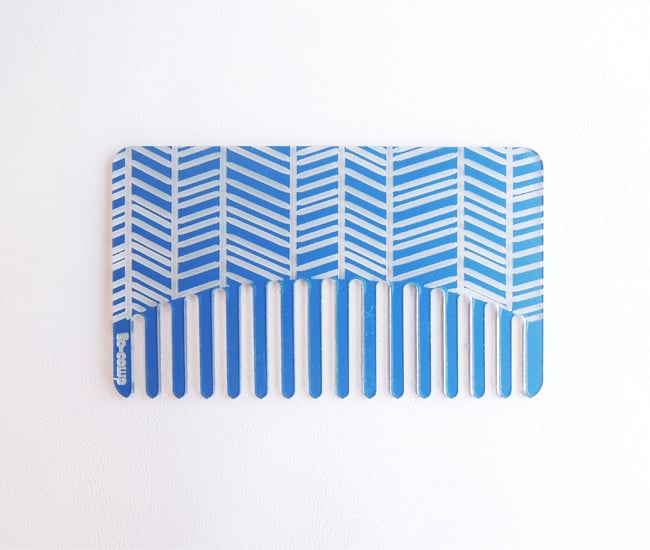 modern grooming accessory Go-comb