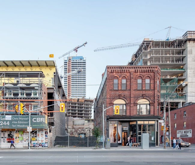 DLS15-HotDates-urbanfabric