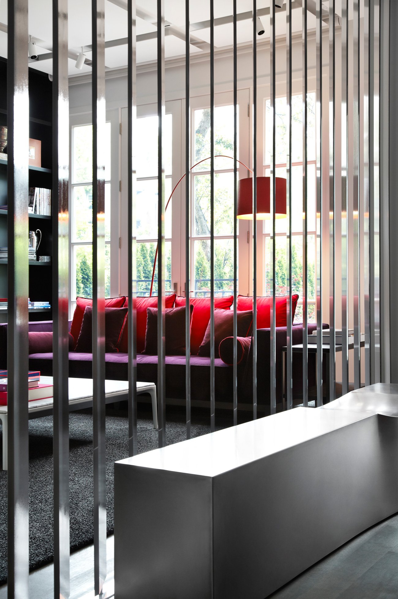 Steel slats dividers by Mariani Metal used by Architectural designers Reigo & Bauer for the Open Concept Renovation 