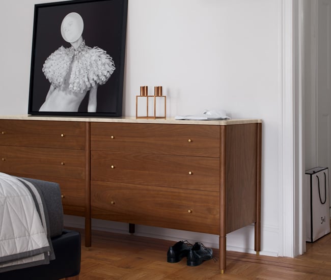 DL-LBFam-EggCdresser