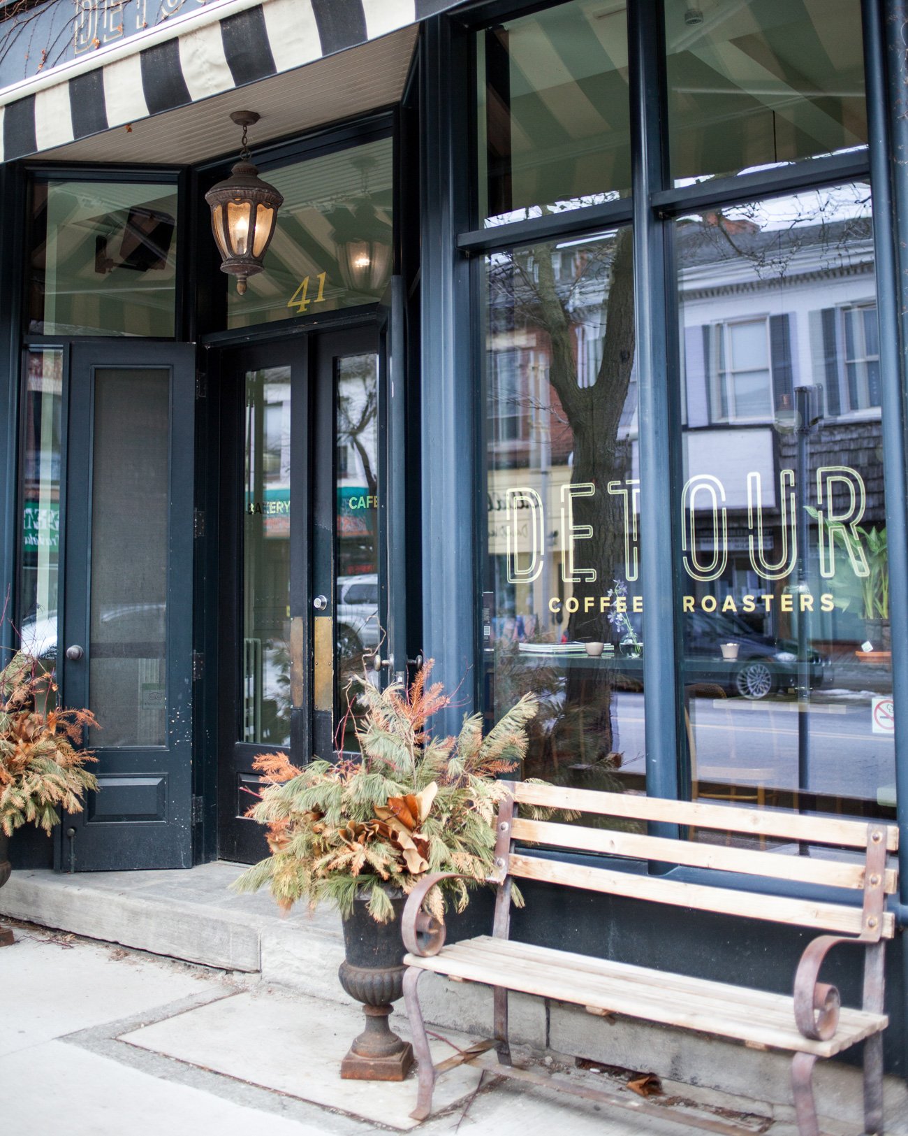 Storefront of Detour Coffee Roasters in Dundas