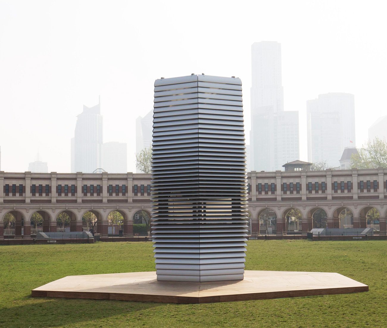 designer Daan Roosegaarde - The Bentway