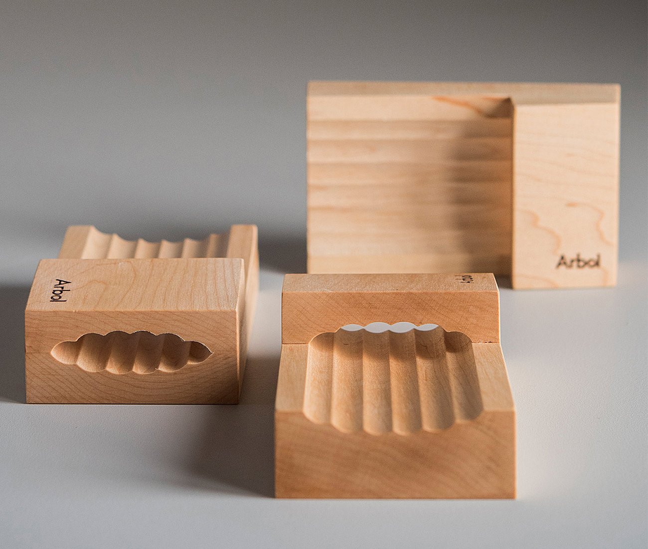 Arbol oyster shucker