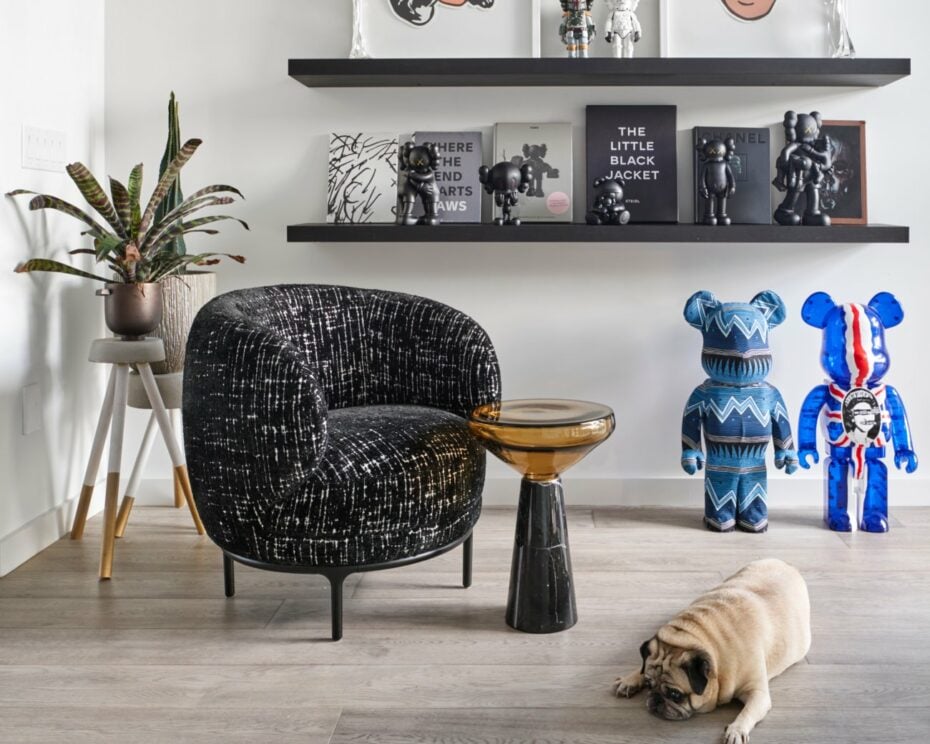 Houman Rahimzadeh Living room - Kaws and Bearbrick figures