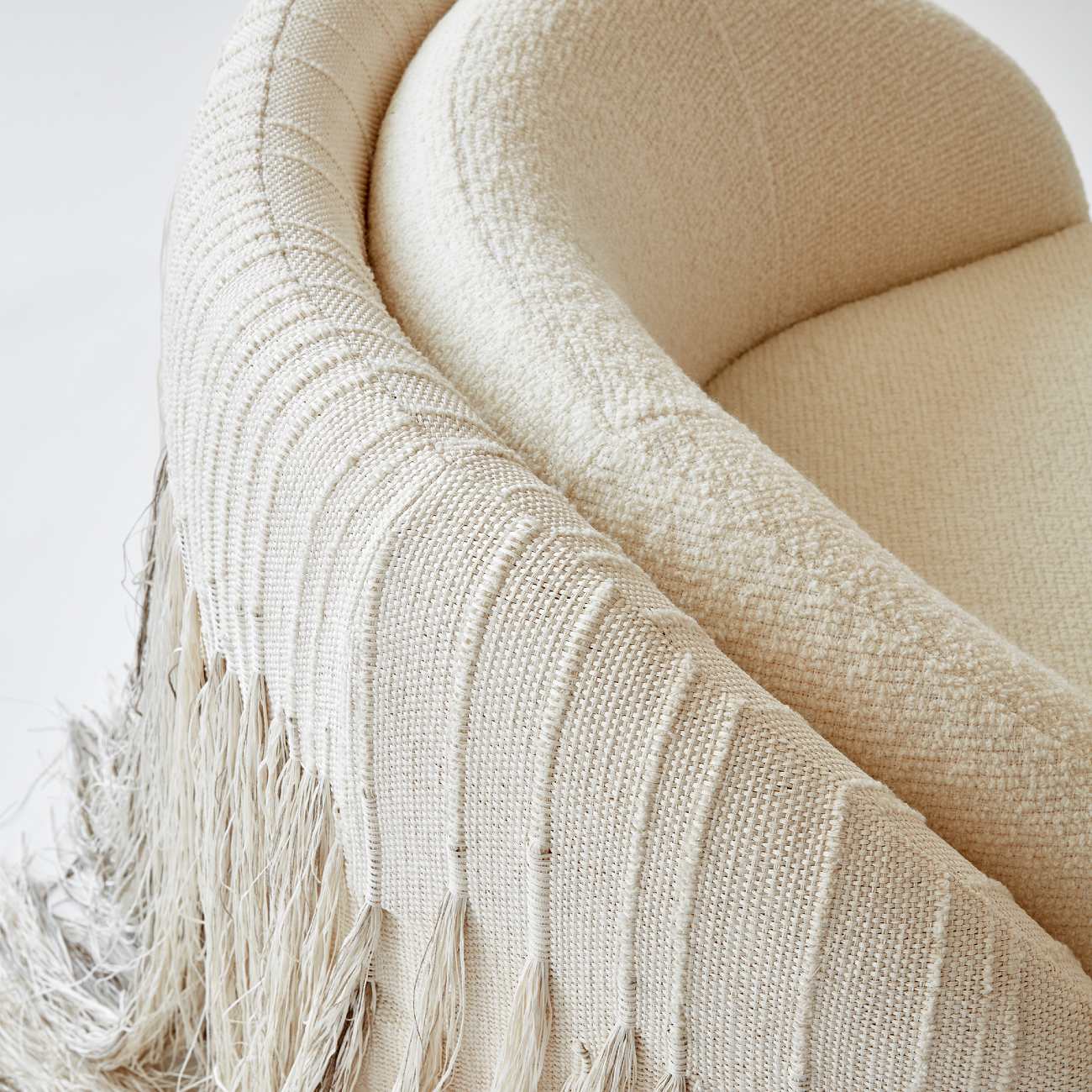 Ame lounge chair - Studio Paolo Ferrari and Hiroko Takeda