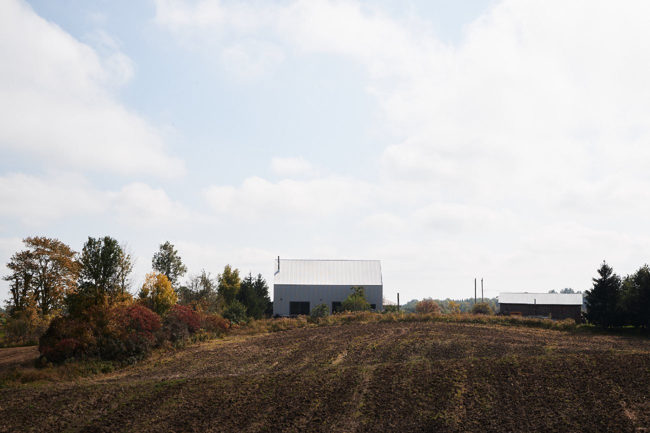 Home landscaping designed it to integrate seamlessly into the local ecology