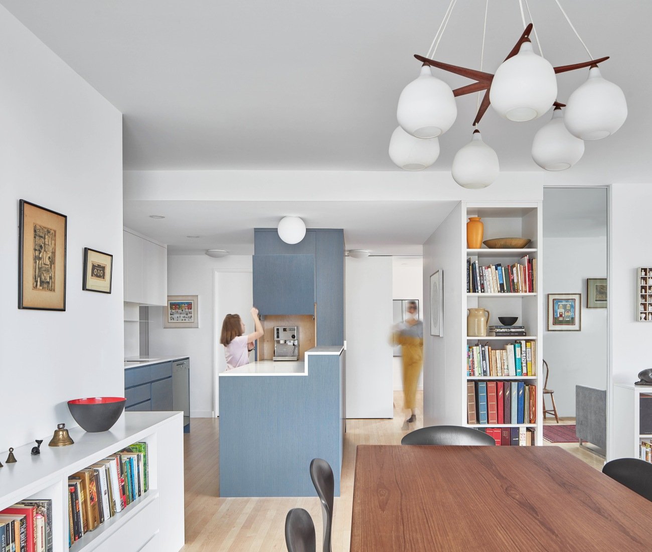 Gloria Apostolou city home