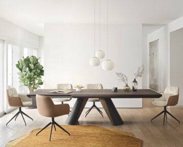 Apian Table, calligaris