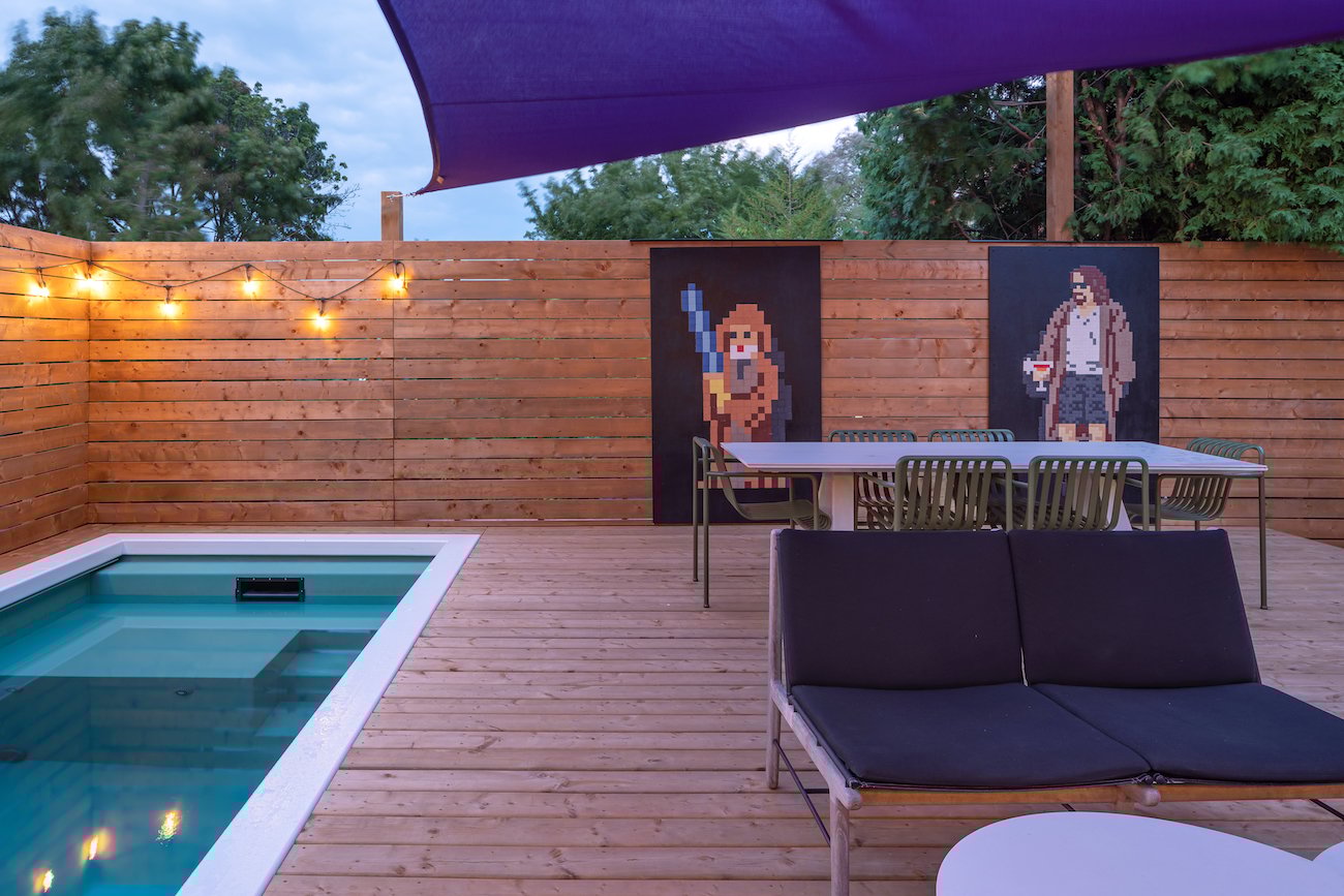 Backyard Little Portugal home