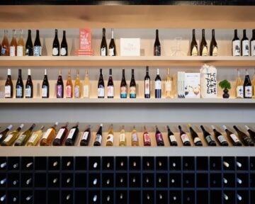 The Daughter, wine shop