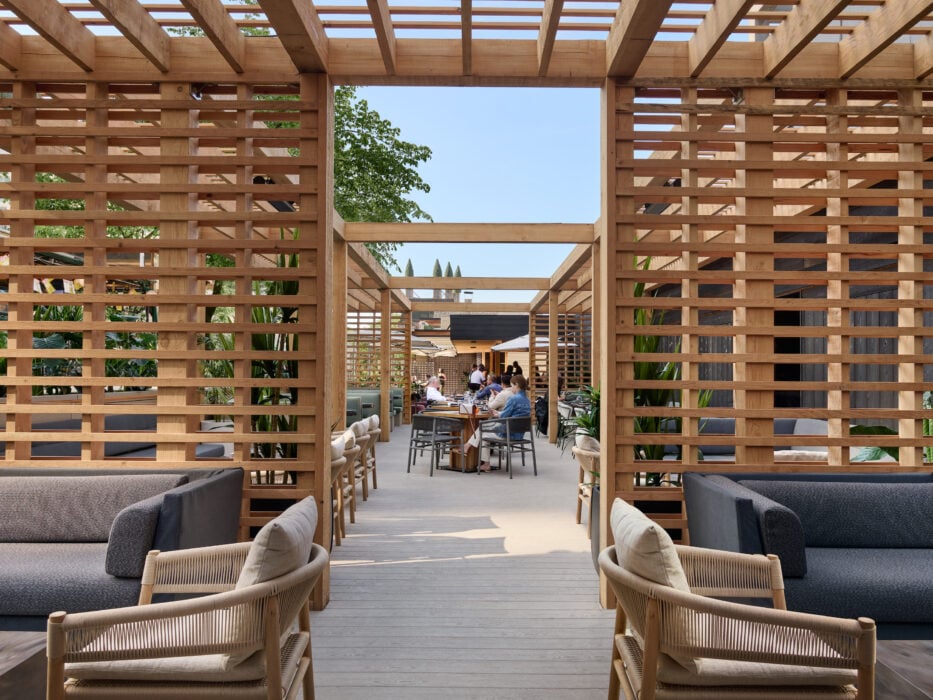 Kasa Moto rooftop - Toronto Restaurants