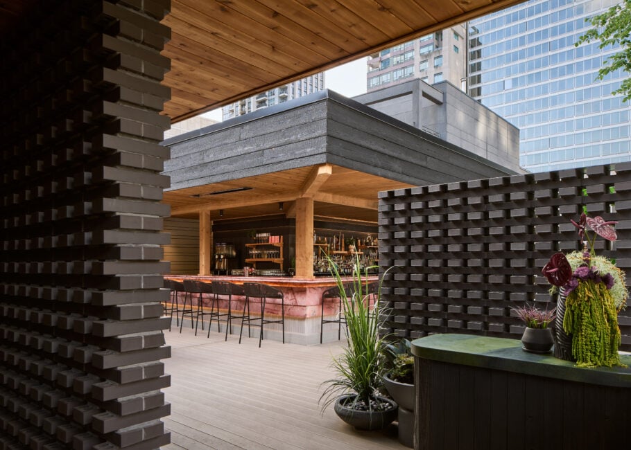 Kasa Moto rooftop, Toronto Restaurants