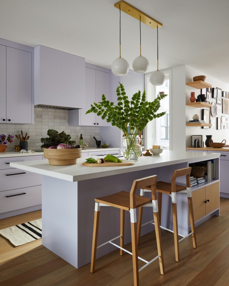 Lavender Kitchen in Toronto - Interior Design
