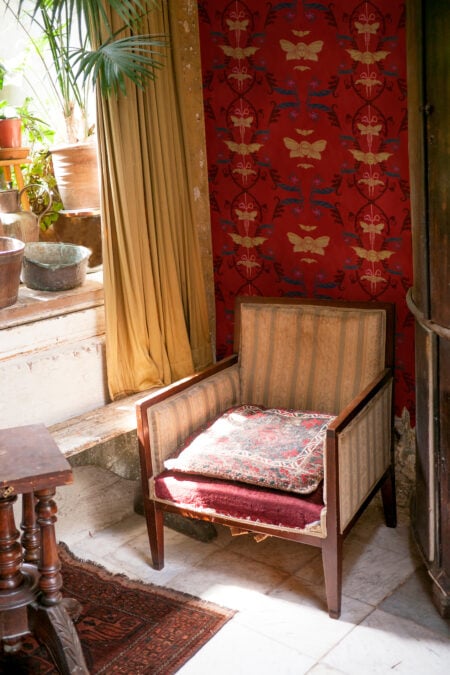 where to find vintage wallpaper