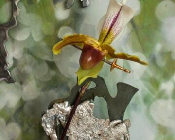 Flower Hag arrangement