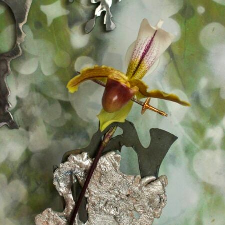 Flower Hag arrangement