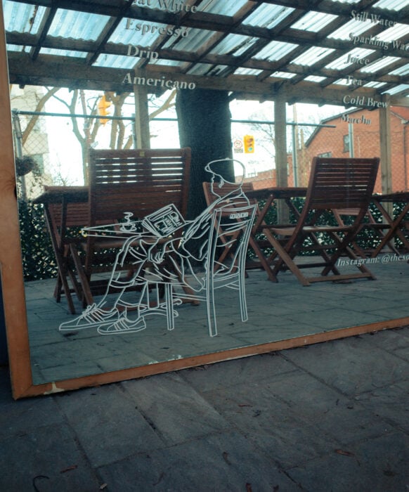 Sonndr mirror menu decor