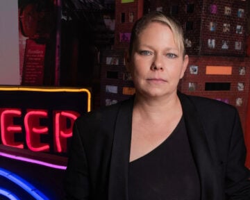 artist Tracey Snelling