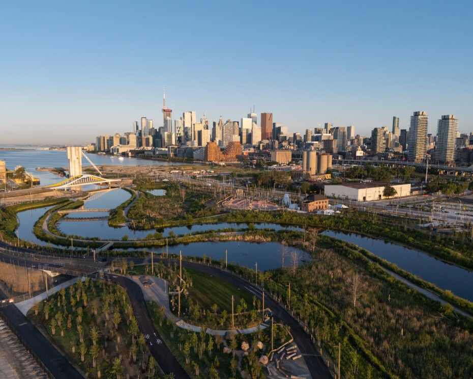 Biidaasige Park - Toronto greenspaces