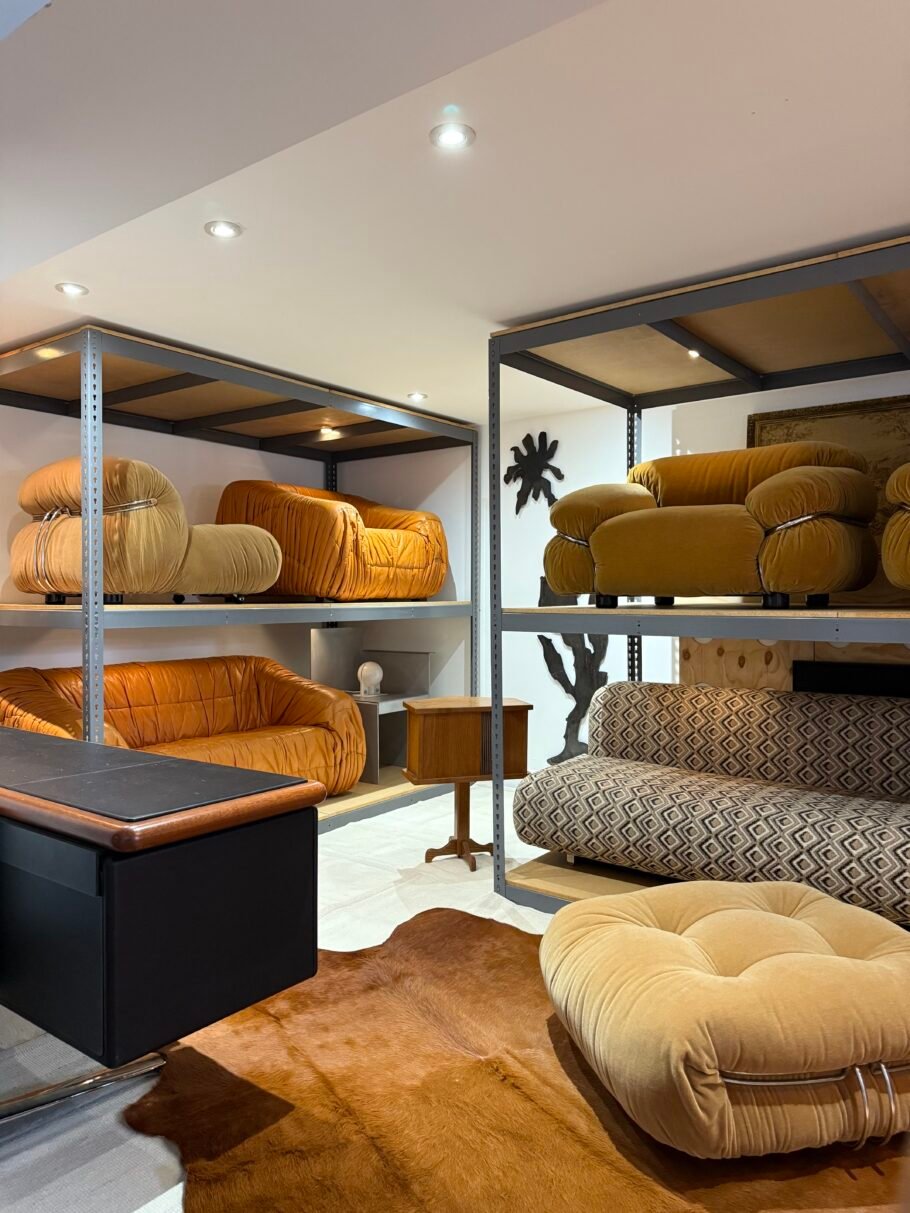 vintage furniture shop in Oakville